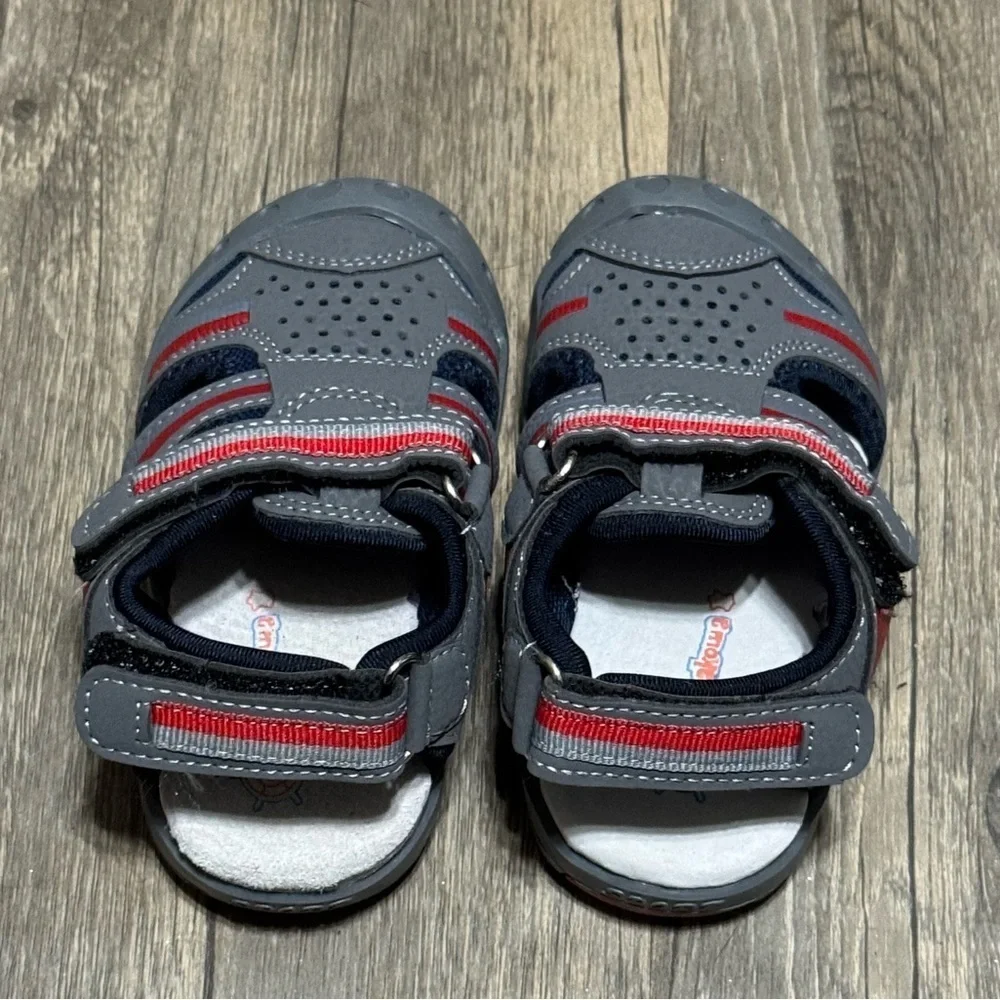 apakowa brand new